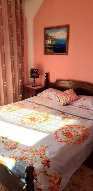 Гостевой дом Guest House Aurora Херцег-Нови Двухместный номер с 1 кроватью и собственной ванной комнатой-2