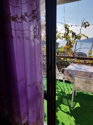 Гостевой дом Guest House Aurora Херцег-Нови Четырехместный номер с террасой-9