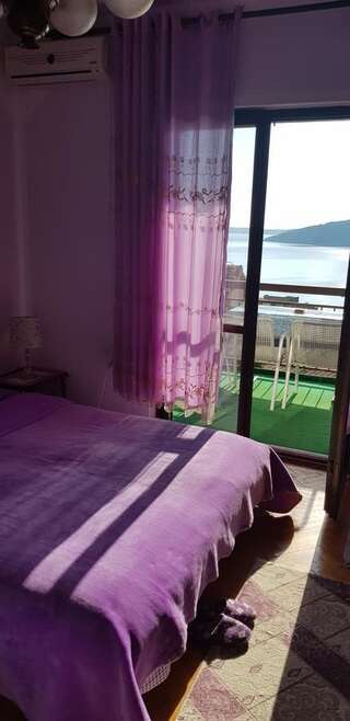 Гостевой дом Guest House Aurora Херцег-Нови Четырехместный номер с террасой-2