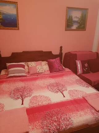 Гостевой дом Guest House Aurora Херцег-Нови Двухместный номер с 1 кроватью и собственной ванной комнатой-11