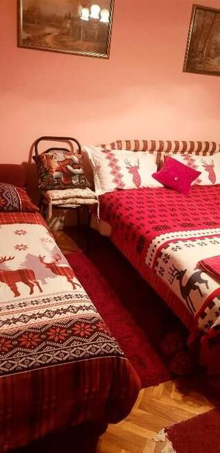 Гостевой дом Guest House Aurora Херцег-Нови Трехместный номер с общей ванной комнатой-14