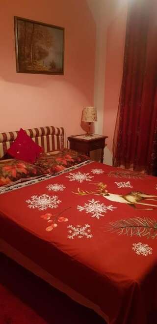 Гостевой дом Guest House Aurora Херцег-Нови Трехместный номер с общей ванной комнатой-15